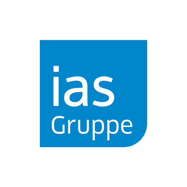 Logo der ias-Gruppe. Weißer Text auf blauen Grund. Dort stehen die Wörter "ias Gruppe"
